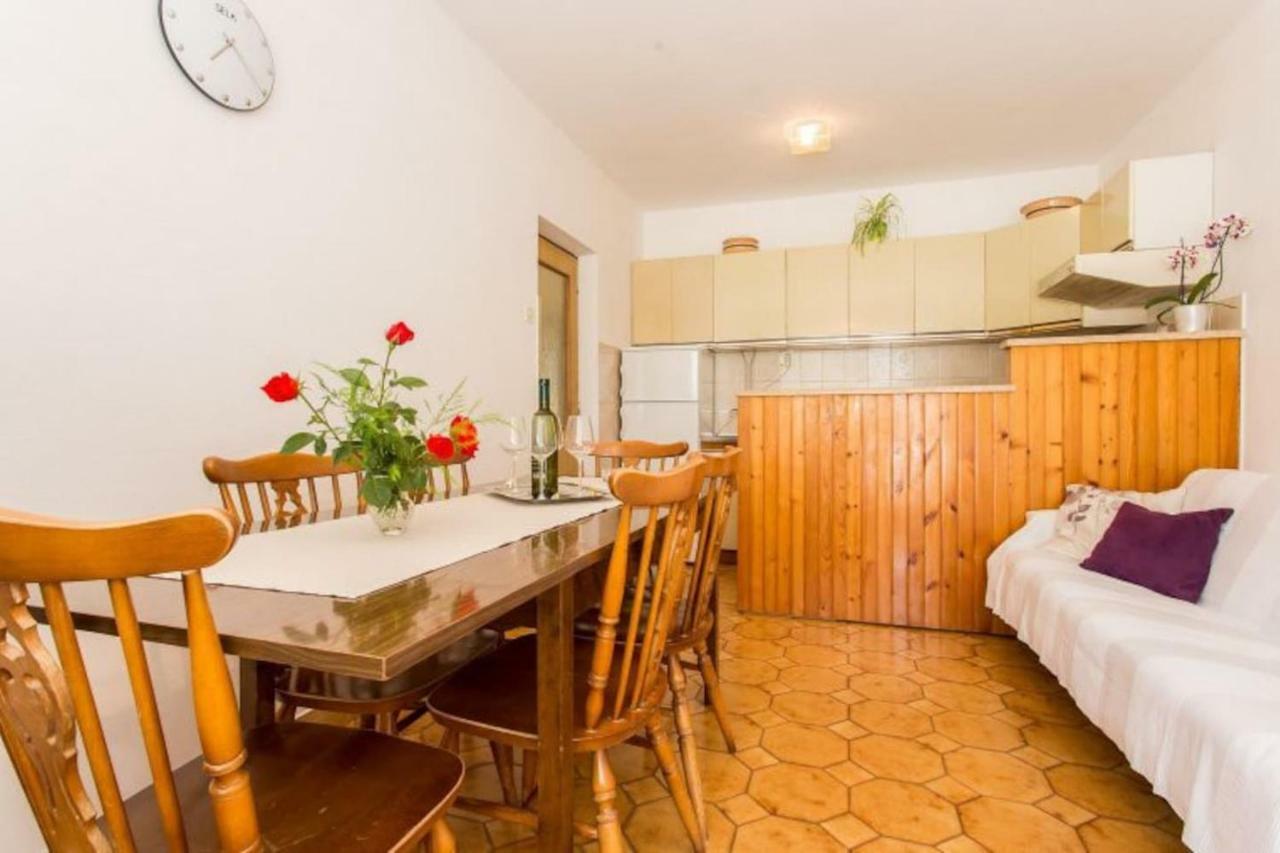 Apartman Morozin Šilo Dış mekan fotoğraf