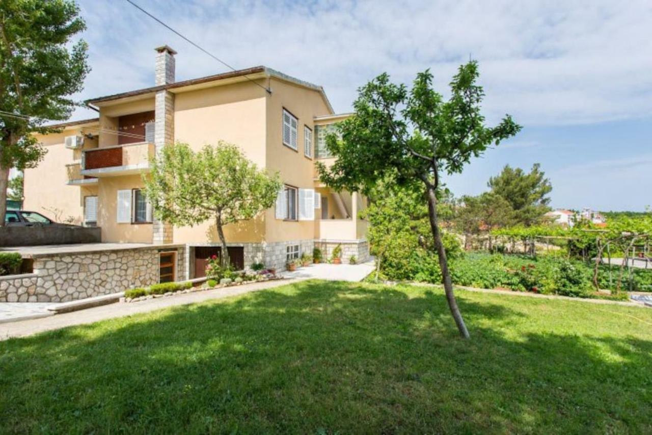 Apartman Morozin Šilo Dış mekan fotoğraf